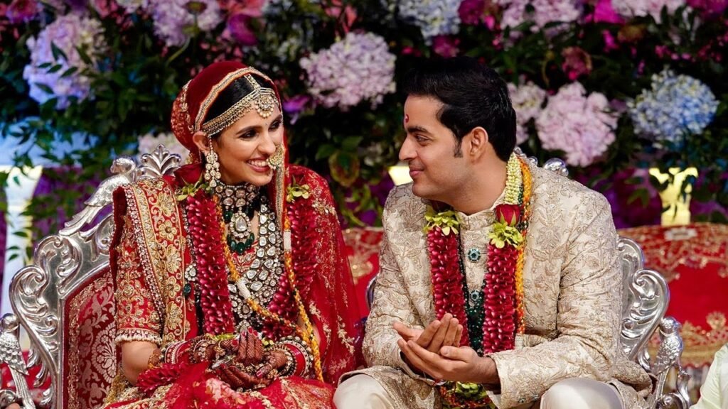 Mukesh Ambani Samdhi :ये है मुकेश अम्बानी के सबसे अमीर समधी Aakash Ambani And Shloka Mehta