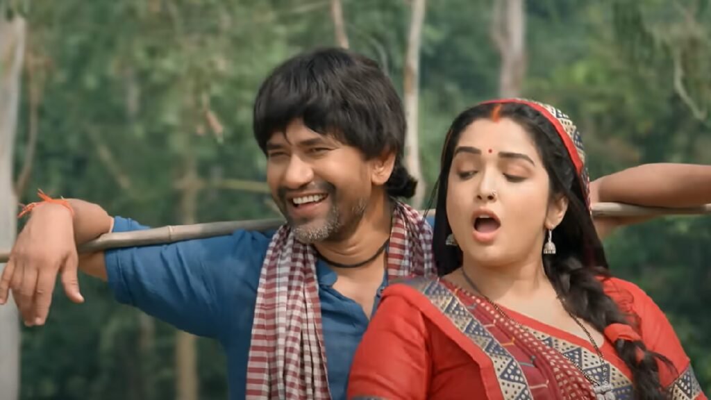 Maroon Color Sadiya Song : निरहुआ का ये गाना हो रहा है तेजी से वायरल Maroon Color Sadiya View