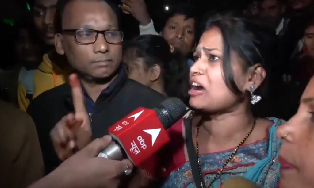 New Delhi Railway Station Stampede: प्लेटफार्म बदलने के दौरान हुई भगदड़ 18 की मौत कई घायल। New Delhi Railway Station Stampede: प्लेटफार्म बदलने के दौरान हुई भगदड़ 18 की मौत कई घायल।
