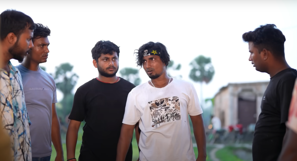 Mani Meraj News: मुर्गा बेचने वाला कैसे बना हीरो, कितना कमाते है मनी मेराज ? Mani Meraj News: मुर्गा बेचने वाला कैसे बना हीरो, कितना कमाते है मनी मेराज ?