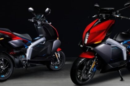 How much electricity does an electric scooter consume on a single charge